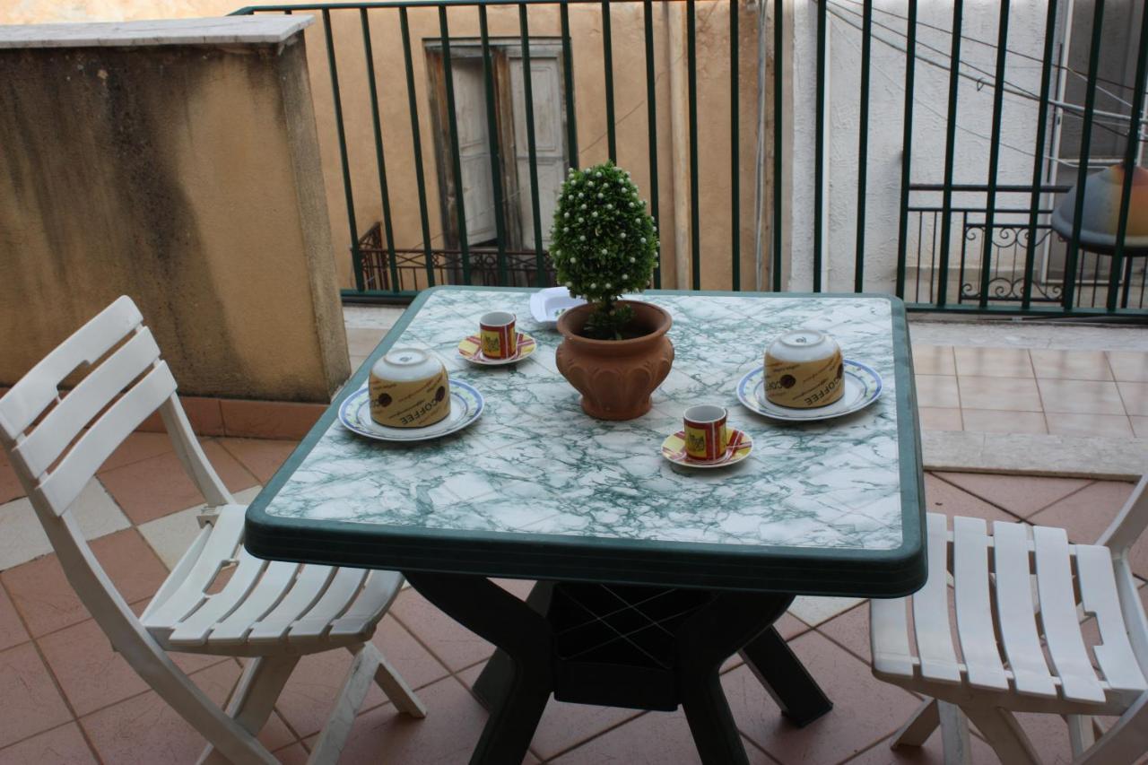 Gemma Del Sud Apartamento Scilla Exterior foto